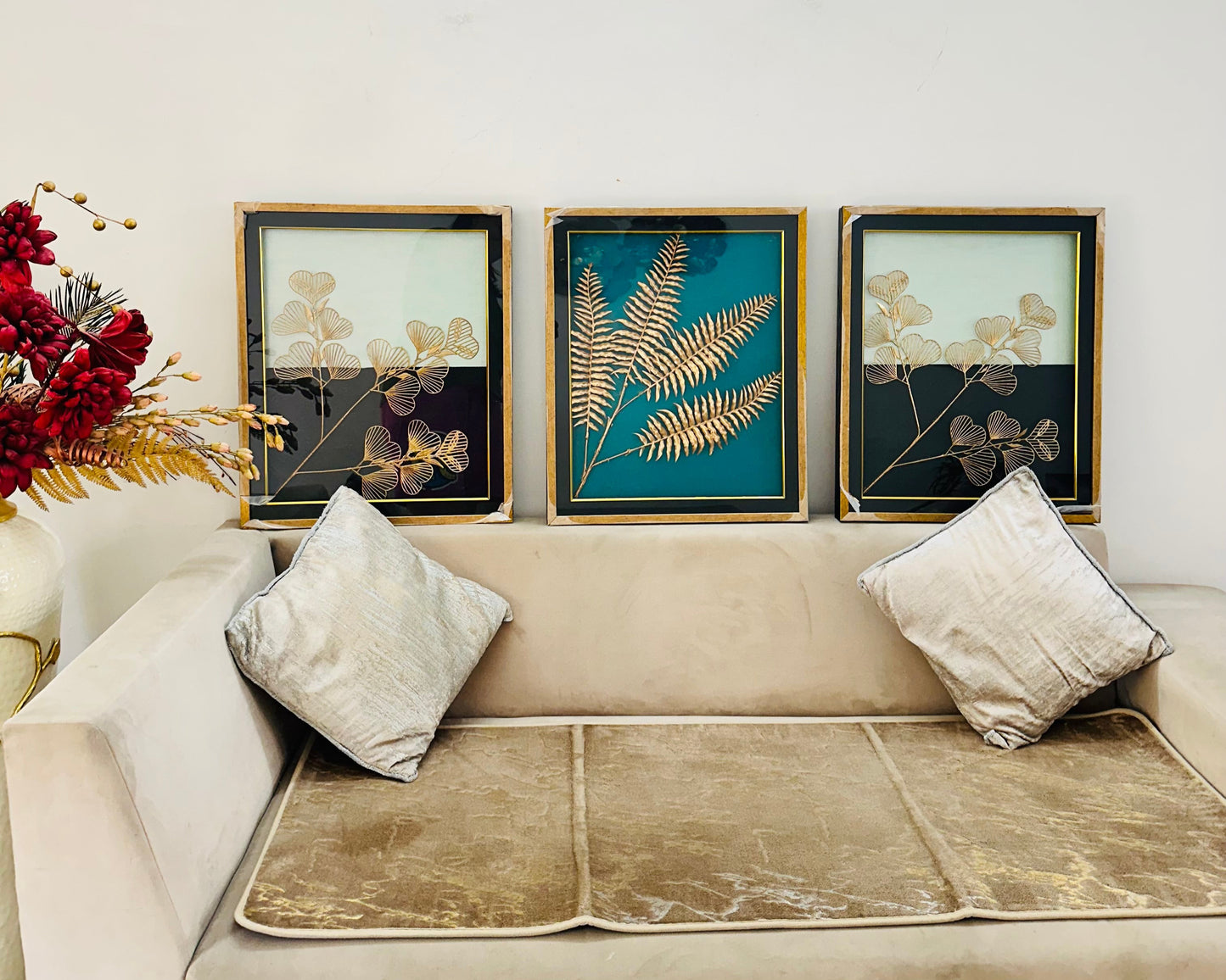 Wall Art Decor: Artificial leaves decor (with glass and frame) Set of 3